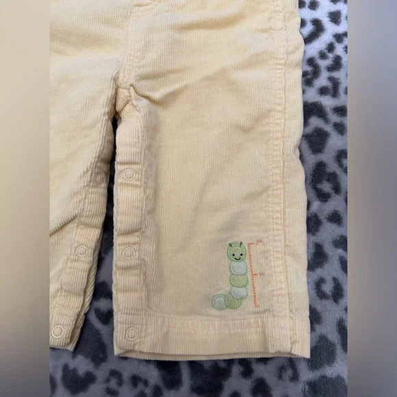 Gymboree Corduroy Overalls in Yellow Size 6-12 months - Picture 4 of 15